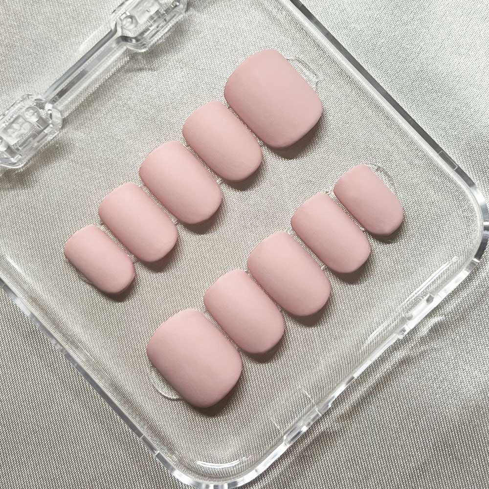press on nails modèle Blush